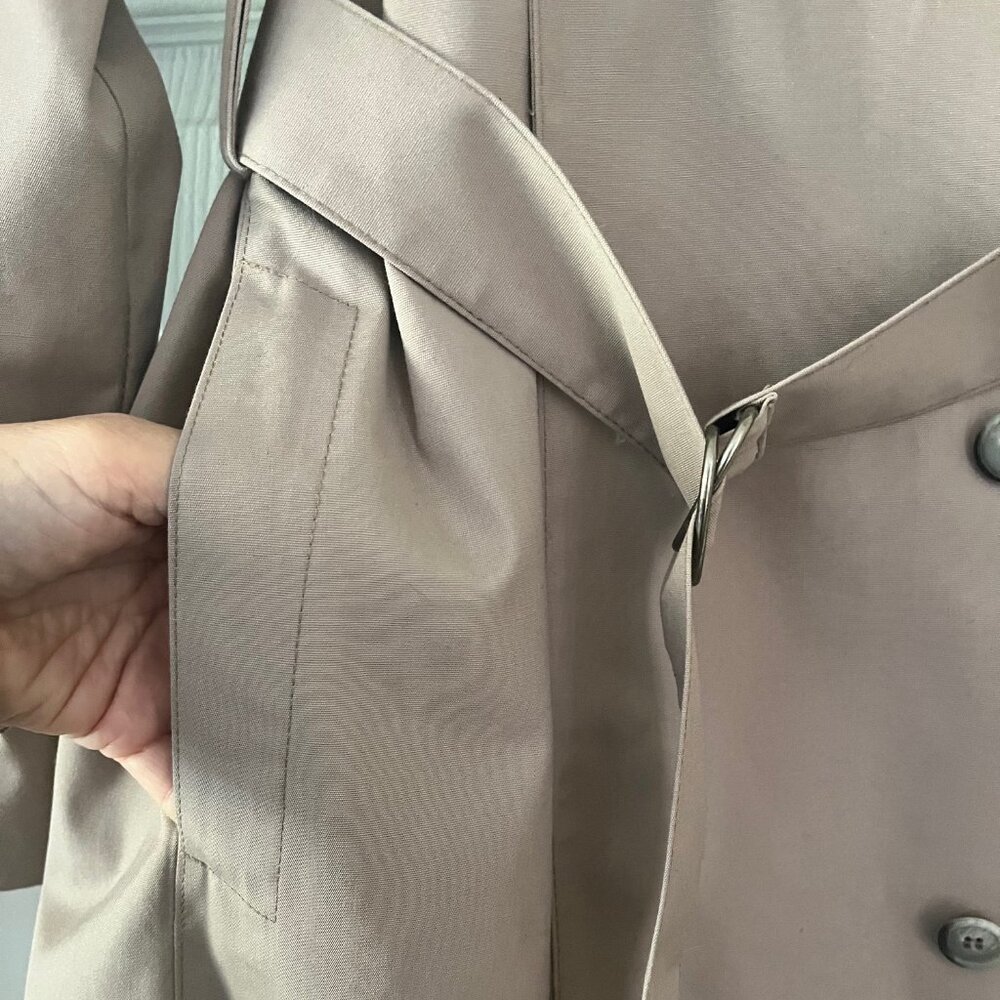 Vintage London Fog Tan Trench Rain  Zip wool lining/removable Women's Sz 12 P - Picture 2 of 14